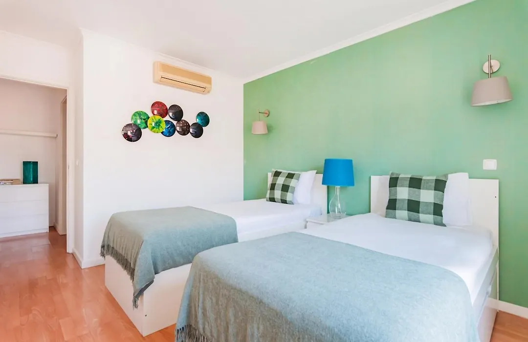 Vibrant Liberdade Living-1